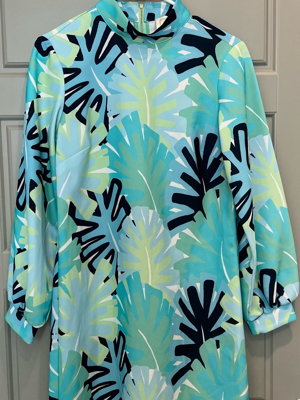 Sail to Sable Aqua & Navy Tropical-Print Mock-Neck Tunic